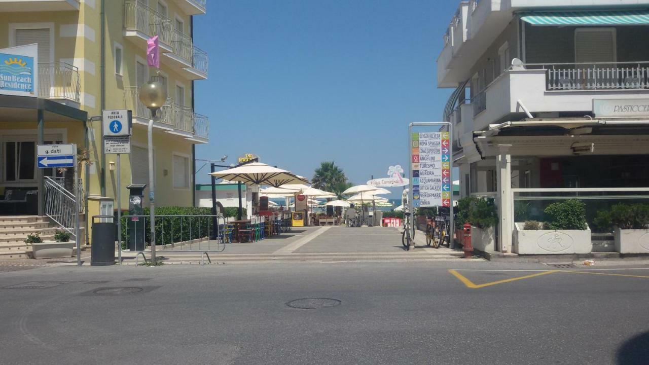 Domus Maris Viserba, Spiagge E Centro A 100 Mt, Promo Maggio Fiera Macfrut, Fieravicola, Expo Dental, Meeting Rímini Exterior foto